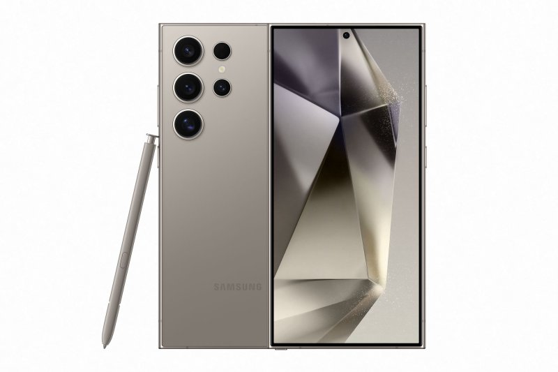 Смартфон Samsung Galaxy S24 Ultra 5G 12/256Gb Grey SM-S928BZTCMEA